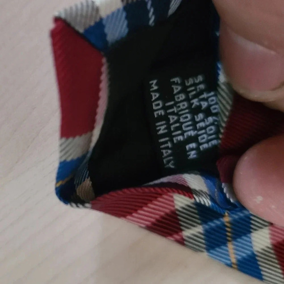 🇩🇪HUGO BOSS vintage  plaid red and blue tie - Picture 7 of 8